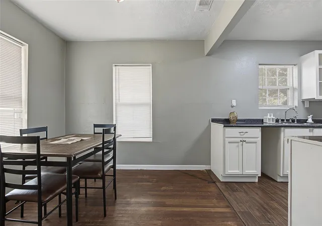 Photo 4 of Single family home for sale at 601 S Main St, Pasadena, TX 77506 | MLS# 62325231 | Listing updated on 2026-09-22