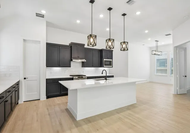 Photo 2 of Single family home for sale at 18075 Brennie Bird Ln, Conroe, TX 77302 | MLS# 72306099 | Listing updated on 2026-10-07