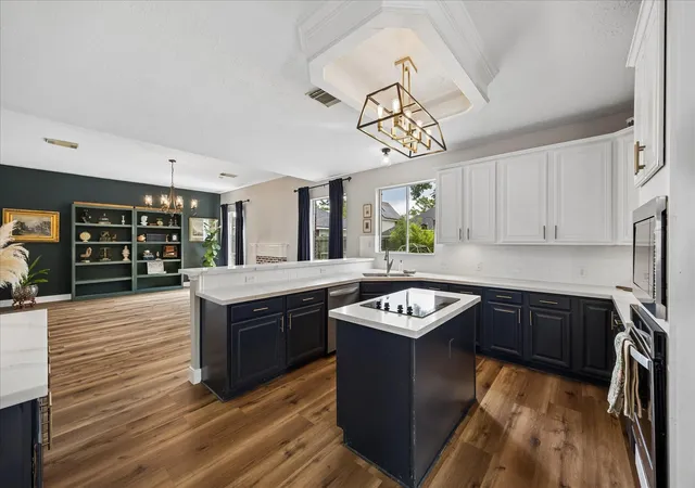 Photo 3 of Single family home for sale at 3607 Pine Chase Dr, Pearland, TX 77581 | MLS# 18066373 | Listing updated on 2026-09-14