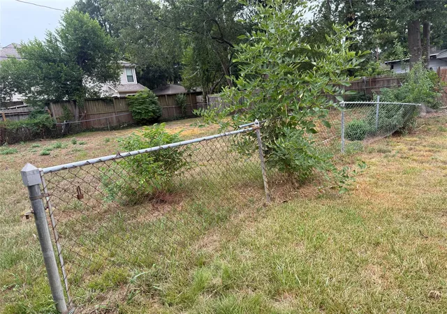 Photo 2 of Land for sale at 5206 West 43, Houston, TX 77092 | MLS# 88289397 | Listing updated on 2026-09-10