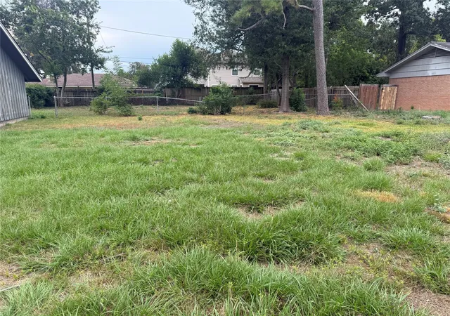 Photo 3 of Land for sale at 5206 West 43, Houston, TX 77092 | MLS# 88289397 | Listing updated on 2026-09-10