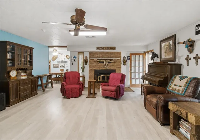 Photo 4 of Single family home for sale at 1209 Fm 220, Alto, TX 75925 | MLS# 71470799 | Listing updated on 2026-09-23