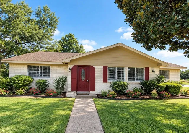 Photo 1 of Single family home for sale at 3704 Cork Dr, Houston, TX 77047 | MLS# 74787692 | Listing updated on 2026-09-11