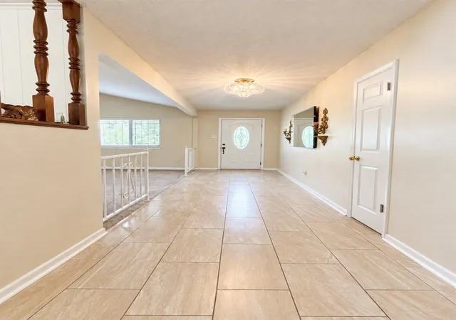 Photo 3 of Single family home for sale at 3704 Cork Dr, Houston, TX 77047 | MLS# 74787692 | Listing updated on 2026-09-11