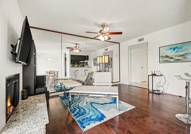 Photo 3 of Condo for sale at 18511 Egret Bay Blvd #102, Houston, TX 77058 | MLS# 16612606 | Listing updated on 2026-10-04