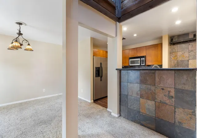 Photo 4 of Townhouse for sale at 1919 Pl Rebecca Ln #H16, Houston, TX 77090 | MLS# 88804657 | Listing updated on 2026-09-05