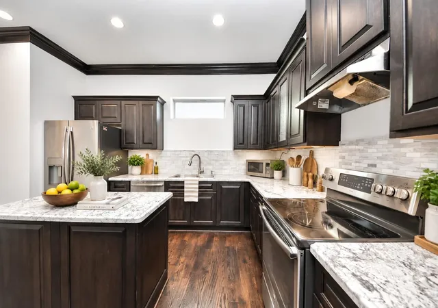 Photo 2 of Single family home for sale at 146 Carson Ct, Houston, TX 77004 | MLS# 3359168 | Listing updated on 2026-09-16
