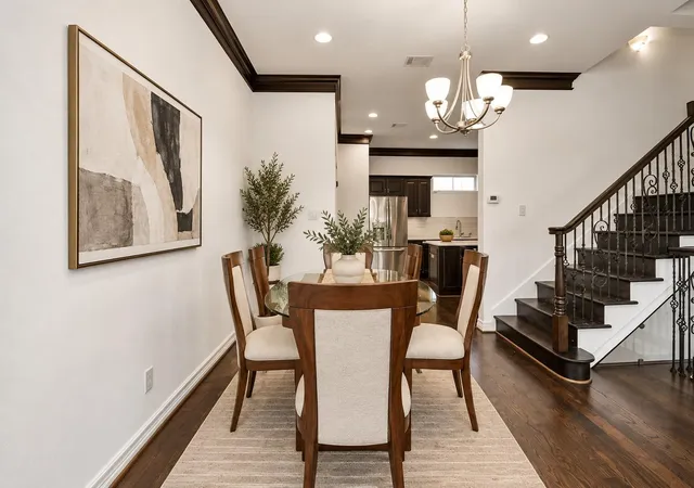 Photo 3 of Single family home for sale at 146 Carson Ct, Houston, TX 77004 | MLS# 3359168 | Listing updated on 2026-09-16