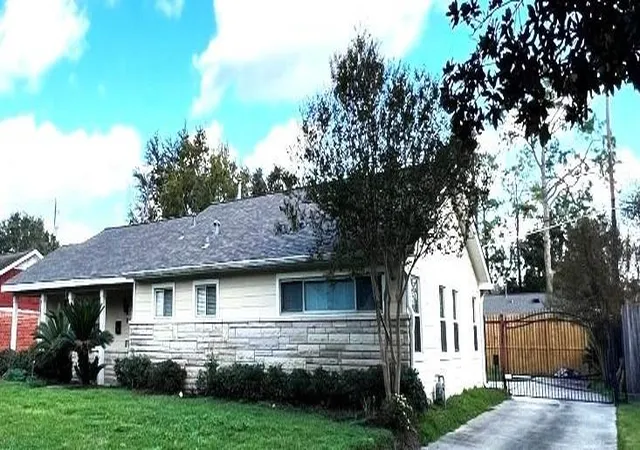 Photo 1 of Single family home for sale at 1430 Freedonia Dr, Houston, TX 77055 | MLS# 64367350 | Listing updated on 2026-09-24