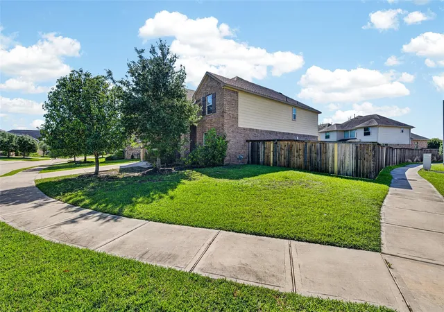 Photo 3 of Single family home for sale at 26743 Elrington Pointe Ln, Katy, TX 77494 | MLS# 14635036 | Listing updated on 2026-09-13