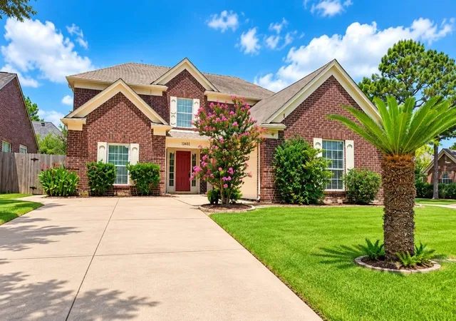 Photo 1 of Single family home for sale at 13202 Terralyn Way, Sugar Land, TX 77478 | MLS# 73167527 | Listing updated on 2026-10-03