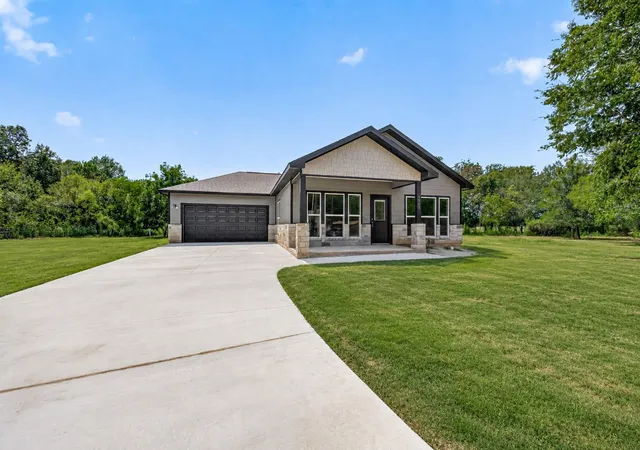 Photo 1 of Single family home for sale at 1147 Baja Rd, Montgomery, TX 77356 | MLS# 7814293 | Listing updated on 2026-09-03