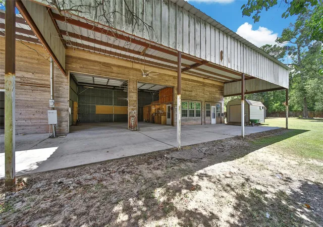 Photo 4 of Single family home for sale at 14668 Lynnwood Dr, Splendora, TX 77372 | MLS# 49644311 | Listing updated on 2026-10-09