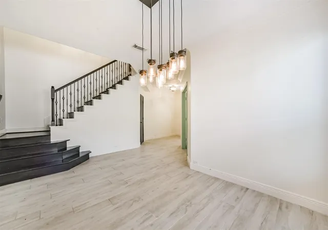 Photo 4 of Single family home for sale at 8330 Kerrington Glen Dr, Cypress, TX 77433 | MLS# 55149428 | Listing updated on 2026-09-02
