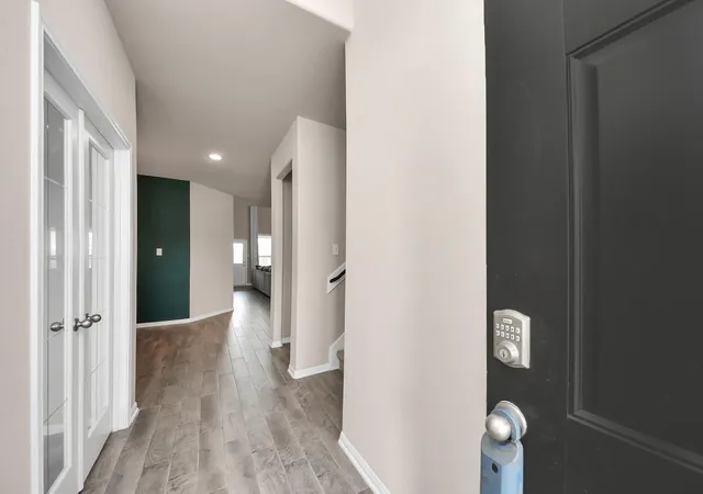 Photo 3 of Single family home for sale at 8402 Northern Pintail Dr, Houston, TX 77049 | MLS# 23208359 | Listing updated on 2026-09-19