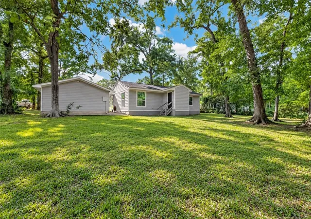 Photo 10 of Single family home for sale at 10747 Doe Hl Dr, Montgomery, TX 77316 | MLS# 16732044 | Listing updated on 2026-09-11
