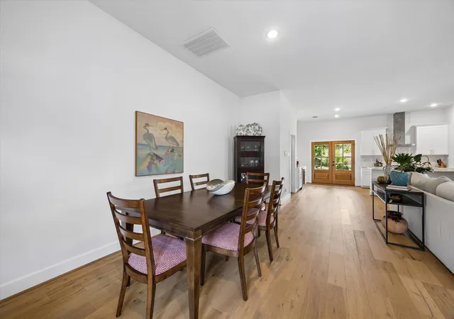 Photo 4 of Single family home for sale at 917 Moody St, Houston, TX 77009 | MLS# 40752132 | Listing updated on 2026-09-12