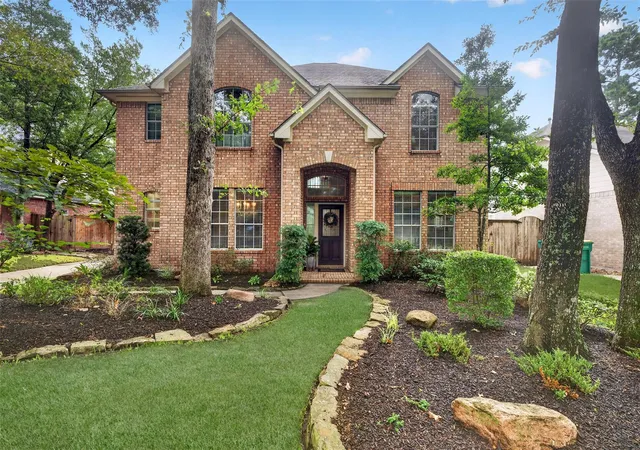 Photo 1 of Single family home for sale at 30 Murmuring Crk Pl, Conroe, TX 77385 | MLS# 26553207 | Listing updated on 2026-09-08