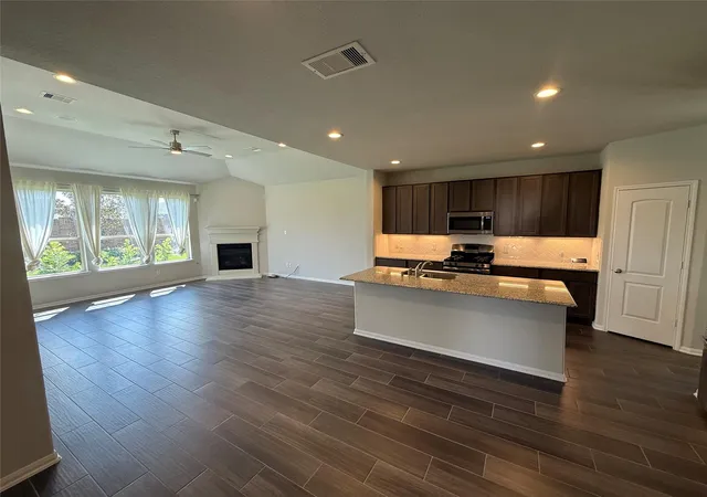 Photo 3 of Single family home for sale at 8827 Early Morning Way, Rosharon, TX 77583 | MLS# 50430724 | Listing updated on 2026-10-05