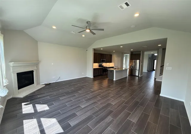 Photo 3 of Single family home for sale at 8827 Early Morning Way, Rosharon, TX 77583 | MLS# 50430724 | Listing updated on 2026-10-05