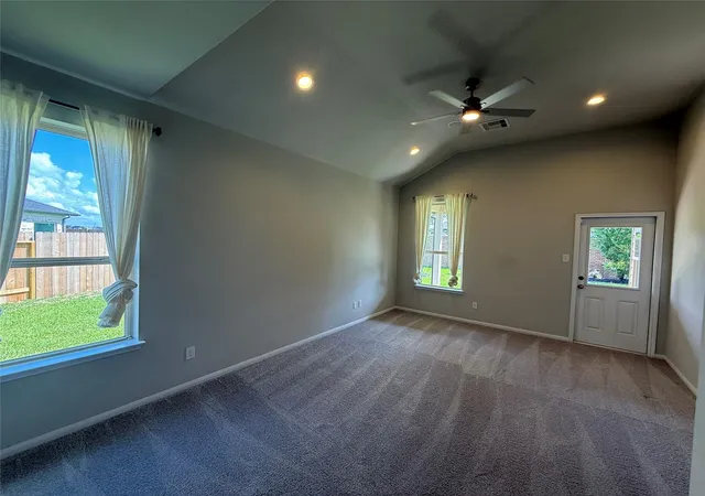 Photo 4 of Single family home for sale at 8827 Early Morning Way, Rosharon, TX 77583 | MLS# 50430724 | Listing updated on 2026-10-05
