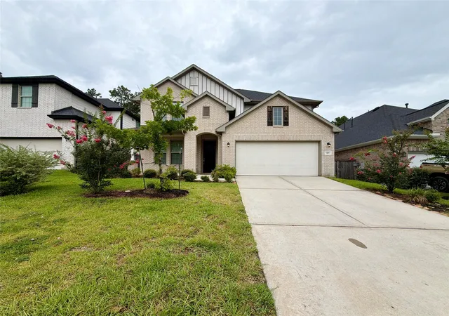 Photo 3 of Single family home for sale at 415 Northern Pike Dr, Willis, TX 77318 | MLS# 18660664 | Listing updated on 2026-09-04