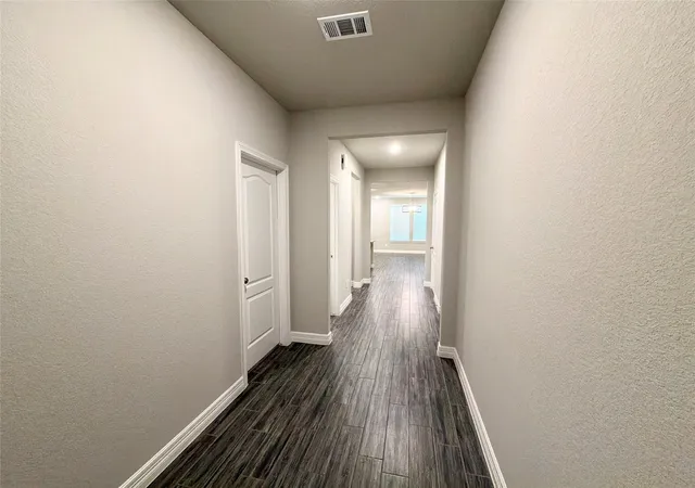 Photo 3 of Single family home for sale at 415 Northern Pike Dr, Willis, TX 77318 | MLS# 18660664 | Listing updated on 2026-09-04
