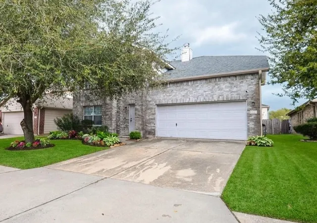 Photo 3 of Single family home for sale at 1254 Beaufort Sea Dr, Houston, TX 77067 | MLS# 15337806 | Listing updated on 2026-10-04
