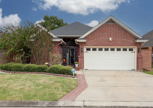 Photo 1 of Single family home for sale at 716 N 31st Street, Nederland, TX 77627 | MLS# 15745264 | Listing updated on 2026-09-03