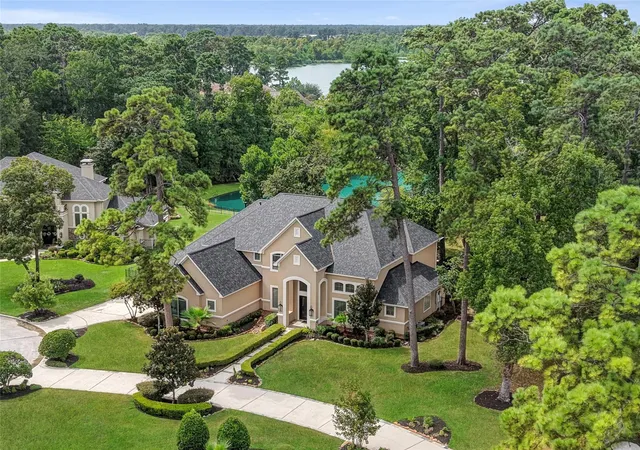 Photo 2 of Mansion for sale at 7611 Kings River Ln, Humble, TX 77346 | MLS# 10150817 | Listing updated on 2026-09-14