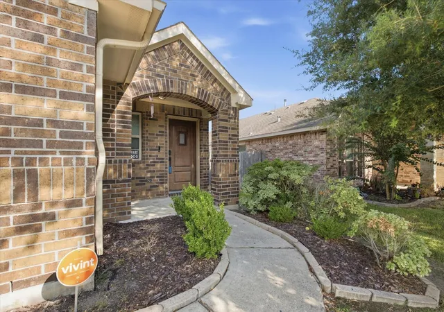 Photo 3 of Single family home for sale at 8338 Broadleaf Ave, Baytown, TX 77521 | MLS# 63098379 | Listing updated on 2026-10-05