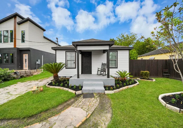Photo 3 of Single family home for sale at 7913 Henson St, Houston, TX 77028 | MLS# 12308852 | Listing updated on 2026-09-04