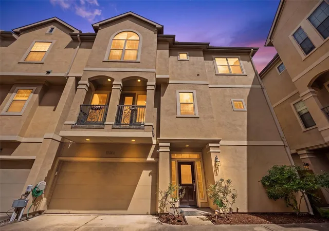 Townhouse for sale at 1514 Birdsall St #B, Houston, TX 77007 | MLS# 47135504