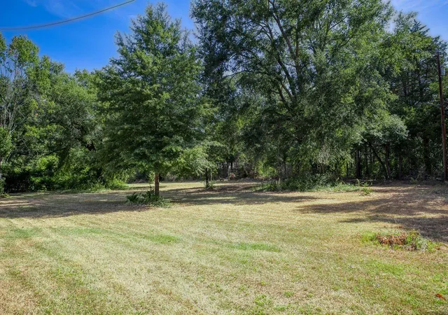 Photo 2 of Single family home for sale at 2299 Fm 2574, Palestine, TX 75803 | MLS# 96470217 | Listing updated on 2026-09-01