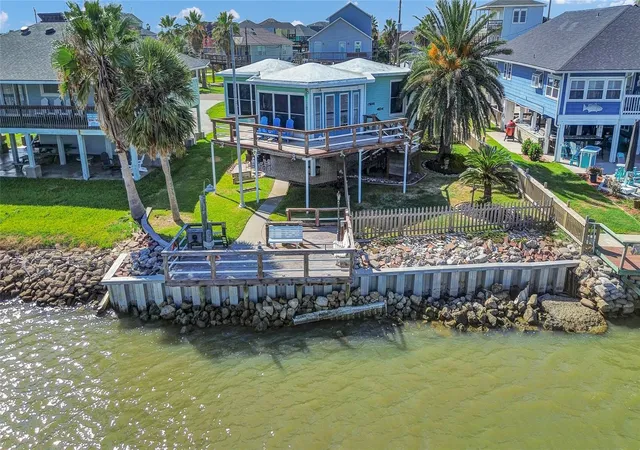 Photo 1 of Single family home for sale at 83 Dolphin Ln, Freeport, TX 77541 | MLS# 49498945 | Listing updated on 2026-10-03