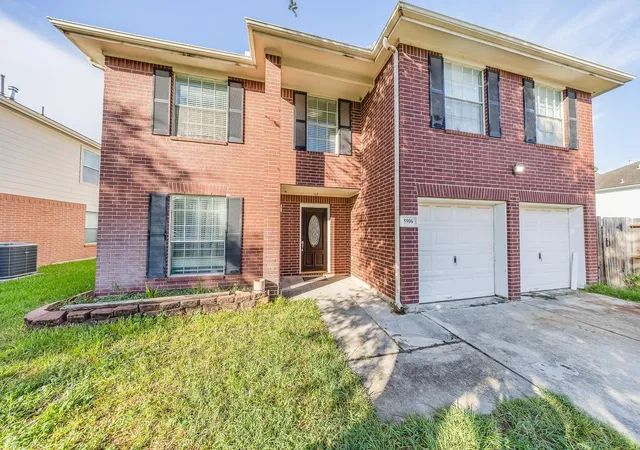 Single family home for sale at 5906 Logancrest Ln, Houston, TX 77086 | MLS# 18377626