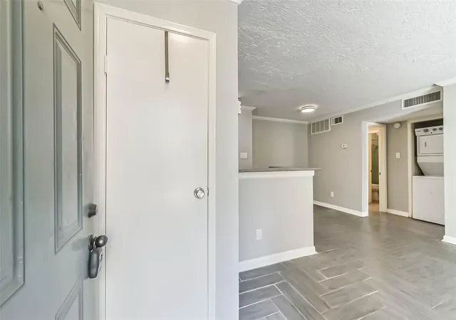 Photo 3 of Condo for sale at 12550 Whittington Dr #303, Houston, TX 77077 | MLS# 18296502 | Listing updated on 2026-09-19