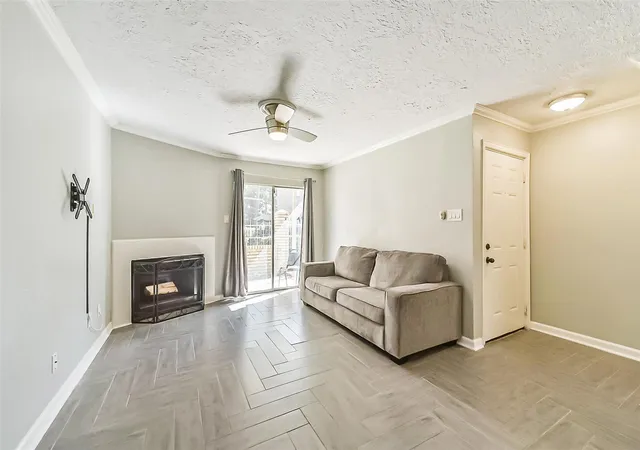 Photo 4 of Condo for sale at 12550 Whittington Dr #303, Houston, TX 77077 | MLS# 18296502 | Listing updated on 2026-09-19
