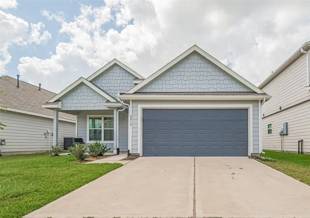 Photo 2 of Single family home for sale at 5214 Briana Dee Dr, Rosharon, TX 77583 | MLS# 32159886 | Listing updated on 2026-09-05