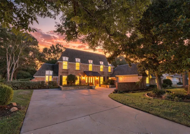 Photo 1 of Sale Pending at 3315 El Dorado Blvd, Missouri City, TX 77459 | MLS# 26234095 | Listing updated on 2026-09-14