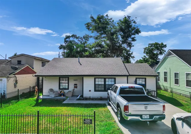 Photo 1 of Single family home for sale at 6802 Force St, Houston, TX 77020 | MLS# 29599152 | Listing updated on 2026-09-09