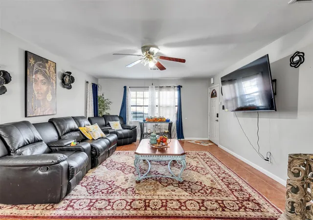Photo 4 of Single family home for sale at 6802 Force St, Houston, TX 77020 | MLS# 29599152 | Listing updated on 2026-09-09