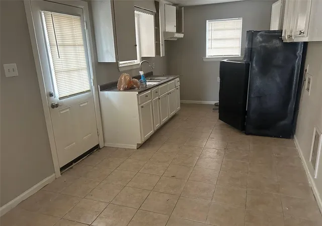 Multi family home for sale at 3333 Linn St, Houston, TX 77026 | MLS# 91915851
