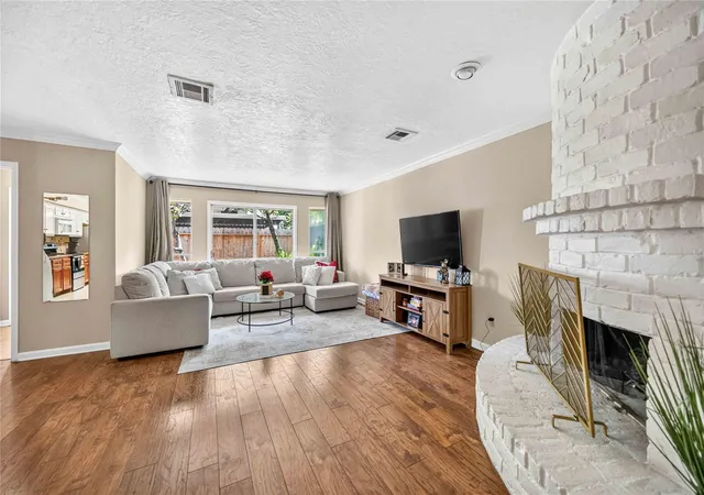 Townhouse for sale at 7828 Kendalia Dr, Houston, TX 77036 | MLS# 35741185