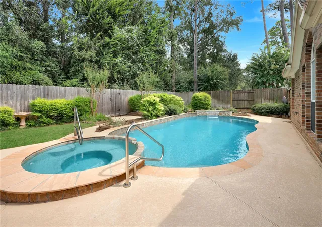 Photo 2 of Single family home for sale at 13502 Anderson Woods Dr, Houston, TX 77070 | MLS# 51121728 | Listing updated on 2026-09-13