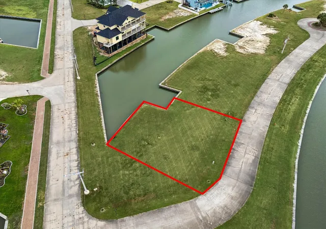 Photo 1 of Land for sale at 1 Summerland, Hitchcock, TX 77563 | MLS# 18182578 | Listing updated on 2026-09-02