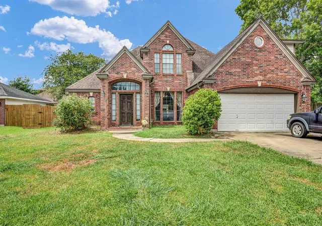 Photo 1 of Single family home for sale at 61 Parsley Ct, Lake Jackson, TX 77566 | MLS# 98882087 | Listing updated on 2026-09-12