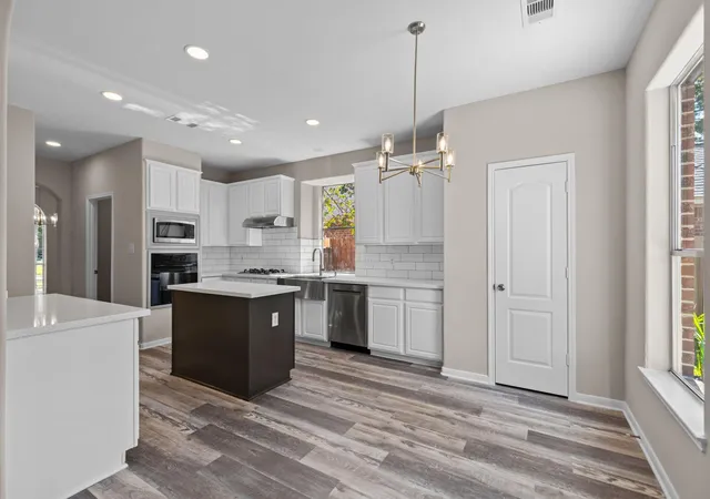 Photo 2 of Single family home for sale at 1327 Serene Trl, Tomball, TX 77375 | MLS# 71378982 | Listing updated on 2026-09-25