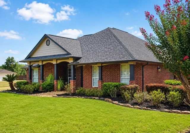 Photo 3 of Single family home for sale at 65 County Rd 2209 N, Cleveland, TX 77327 | MLS# 69024848 | Listing updated on 2026-09-03