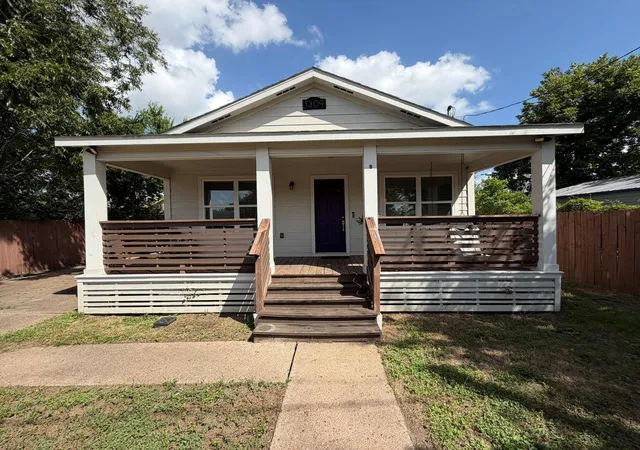 Photo 1 of Single family home for sale at 1309 Tarley St, Houston, TX 77009 | MLS# 7083180 | Listing updated on 2026-09-20